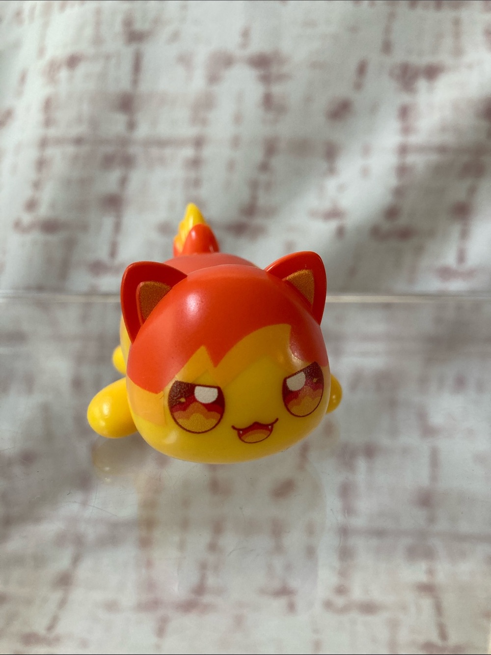 Aphmau MeeMeows FIRE CAT Vinyl Elemental Series Figure